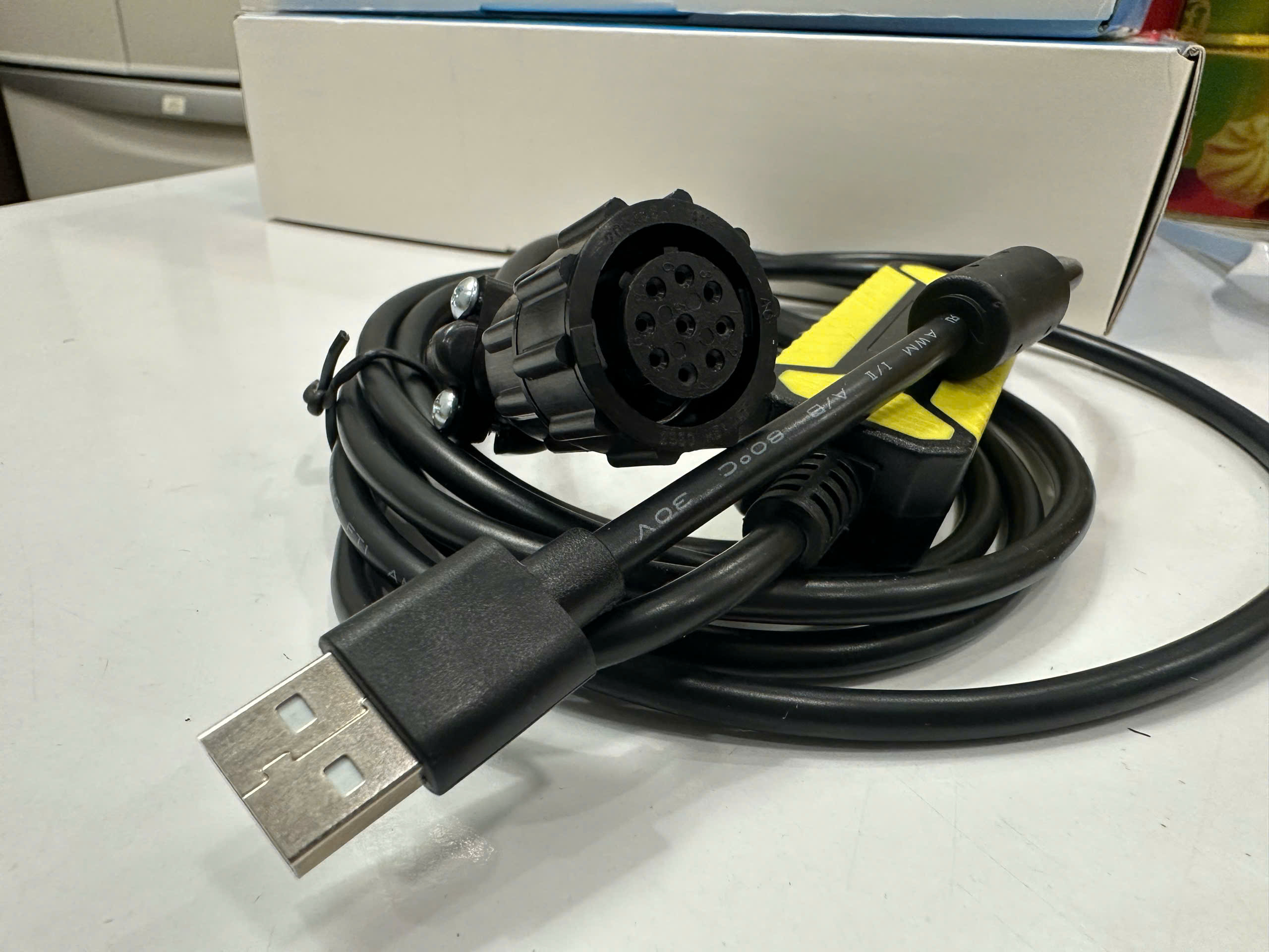 AIS Pilot Plug USB